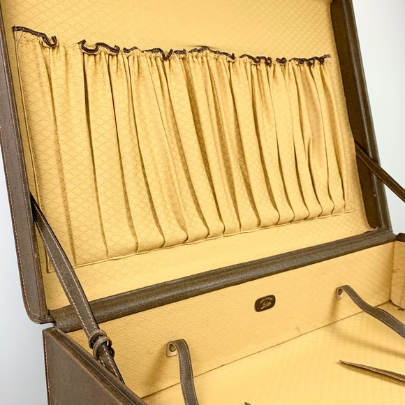 GUCCI 1960s Vintage Trunk Suitcase - Picture 11 of 16